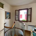Delfi's Cozy Maisonette *