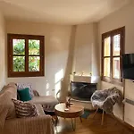 Delfi's Cozy Maisonette * Delphi
