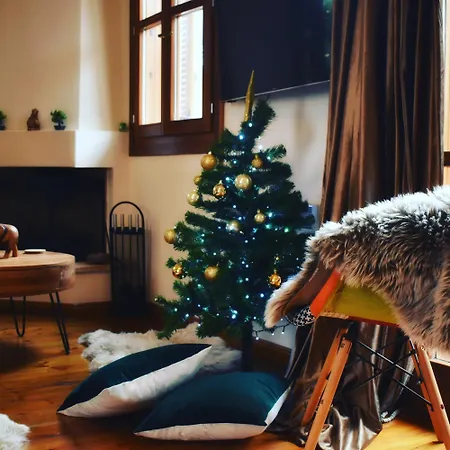 Delfi's Cozy Maisonette