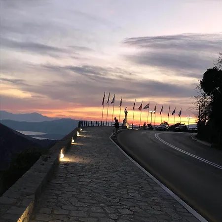 Delfi's Cozy Maisonette Lägenhet Delphi